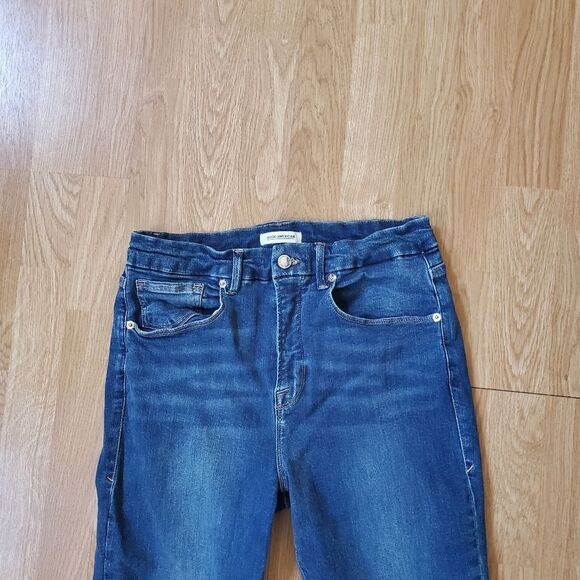 🌹 GOOD AMERICAN 🌹 Good Waist Raw Edge Skinny Jeans - [Size 28] - Picture 3 of 13